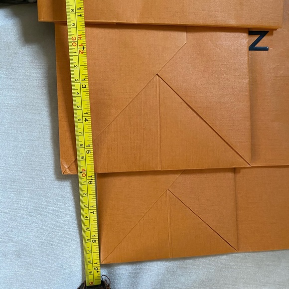 [SOLD OUT] 4 x Louis Vuitton Shopping  bags , all sizes - Picture 3 of 7